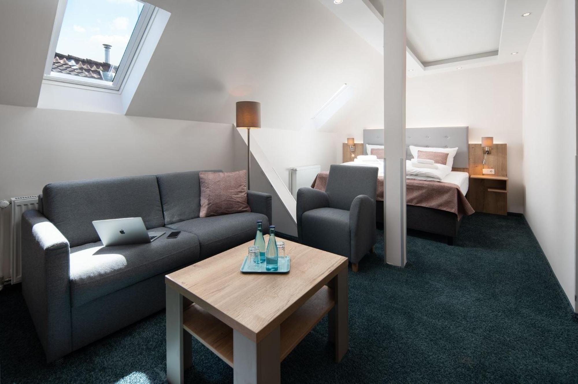 Nordseehotel Tausendschoen Carolinensiel Chambre photo