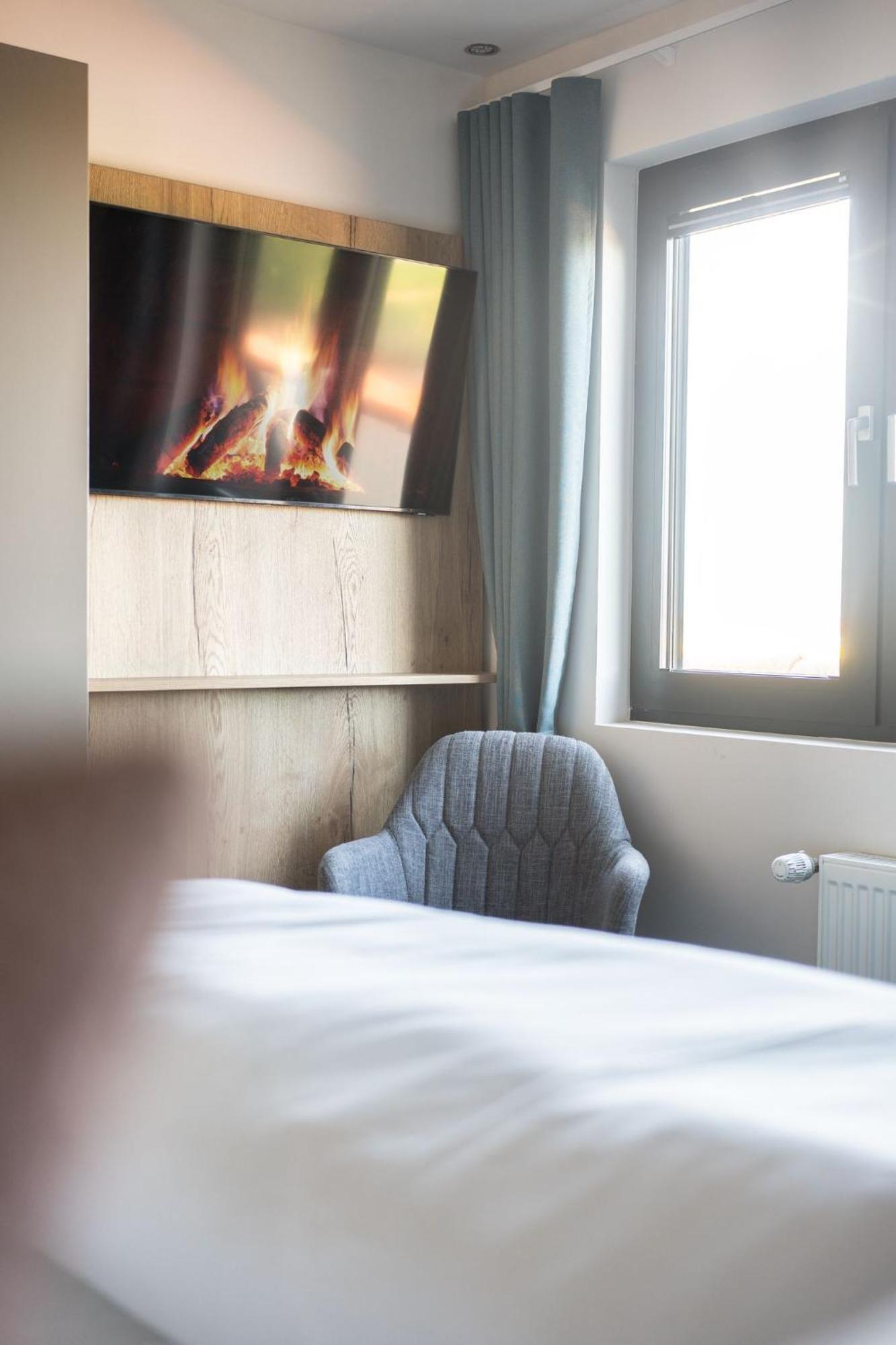 Nordseehotel Tausendschoen Carolinensiel Chambre photo